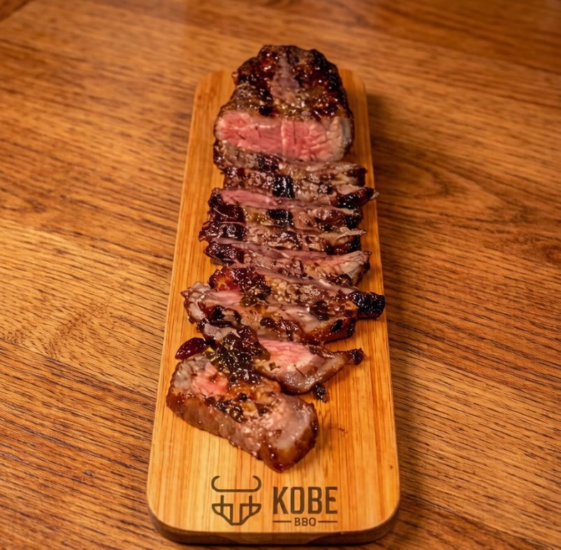 Corte ultra macio e saboroso. Carne já preparada. Da nossa parrilla pra sua casa.
Obs: Peso das carnes in natura. Os mesmos sofrem redução após a cocção.
