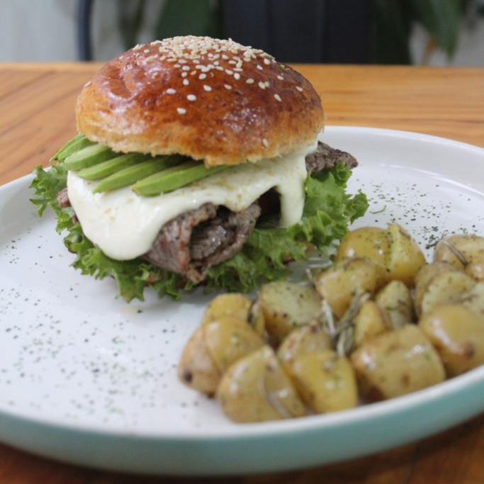 Hamburguesa de Arrachera con Queso