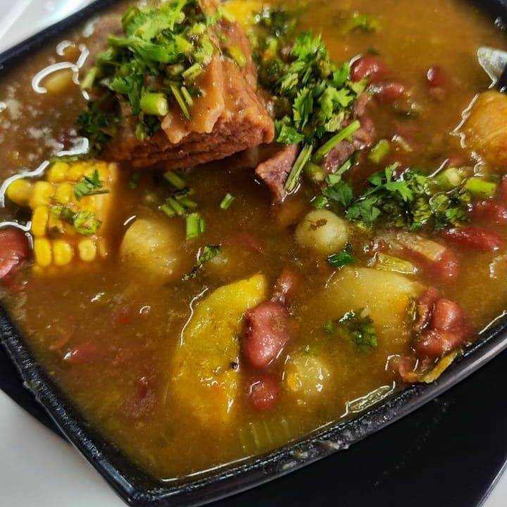Sancocho Zaragoza con Costilla Pequeño!