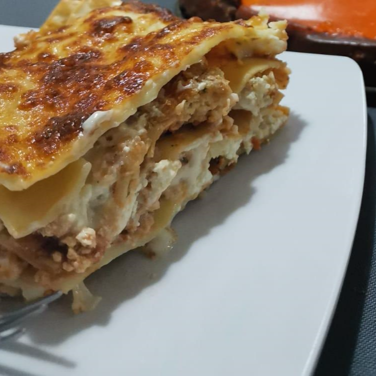 Lasagana de pechuga a la parmesana