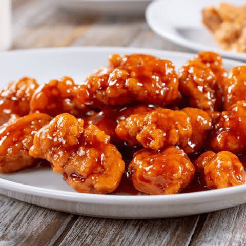 COMBO 1/2 de Boneless + 1/2 de Alitas + 2 Cocas