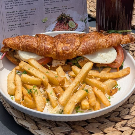 Croissant de Pollo