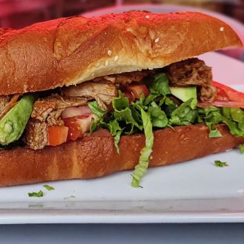 Sándwich de Pollo Caribeño
