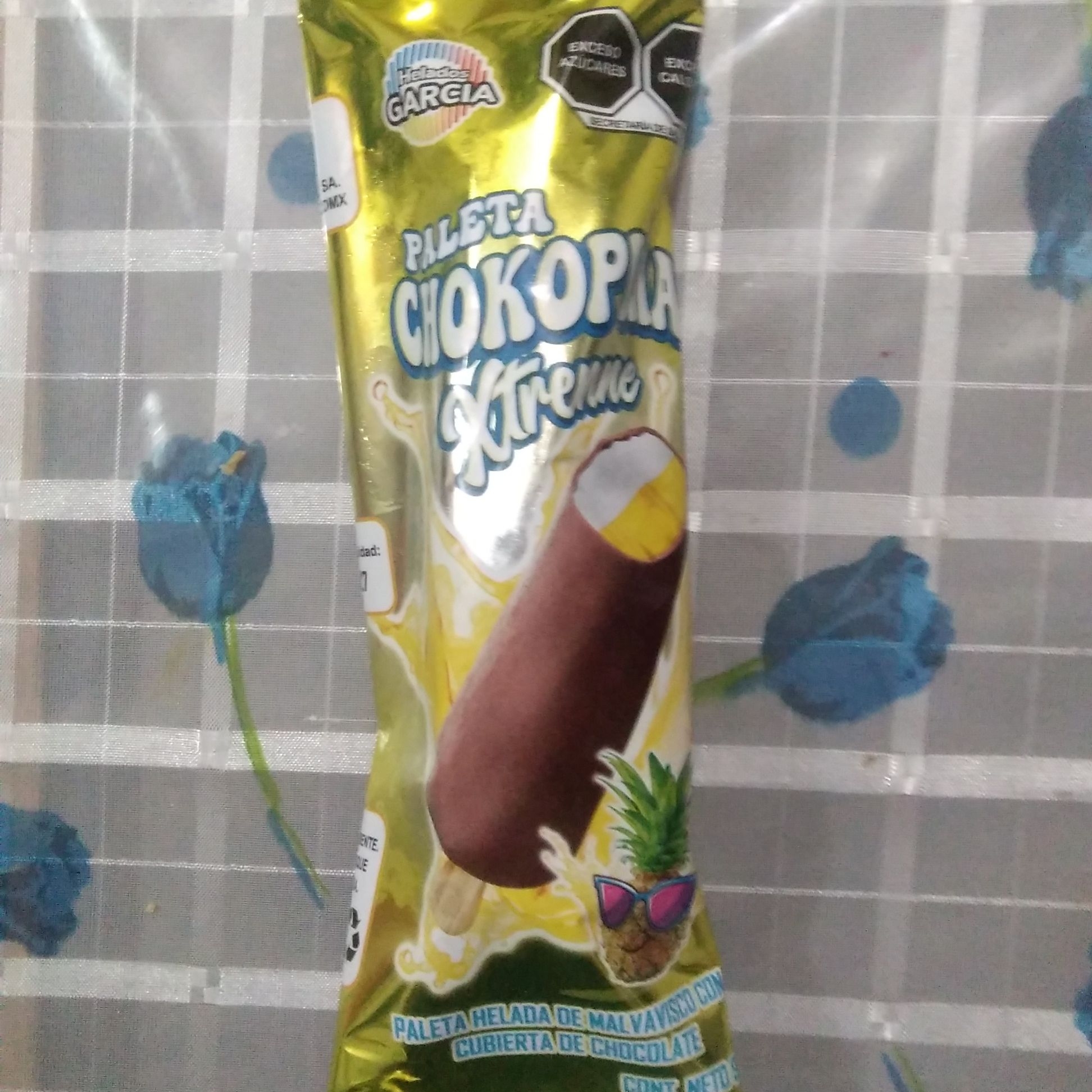 Paleta de Chocopiña Tipo Chocoroll