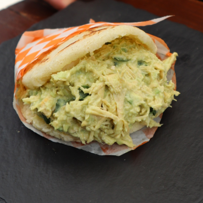 Arepa Reina Pepiada