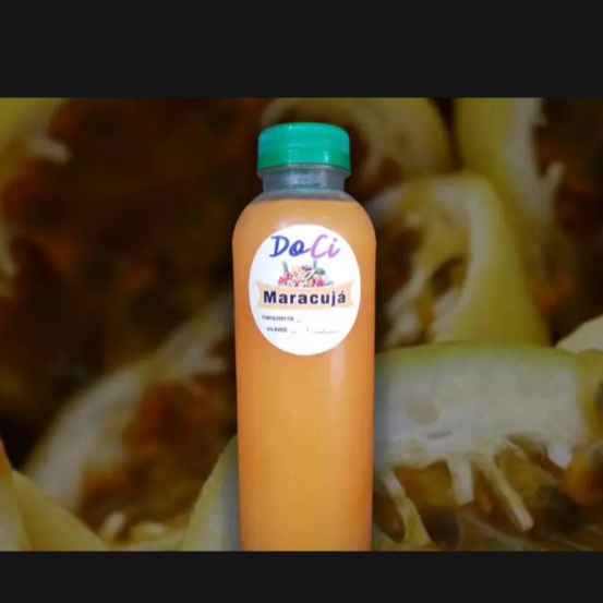 500 ml de Suco, feito direto da fruta e adoçado na medida para você!