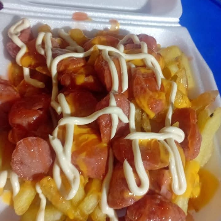 SALCHIPAPAS