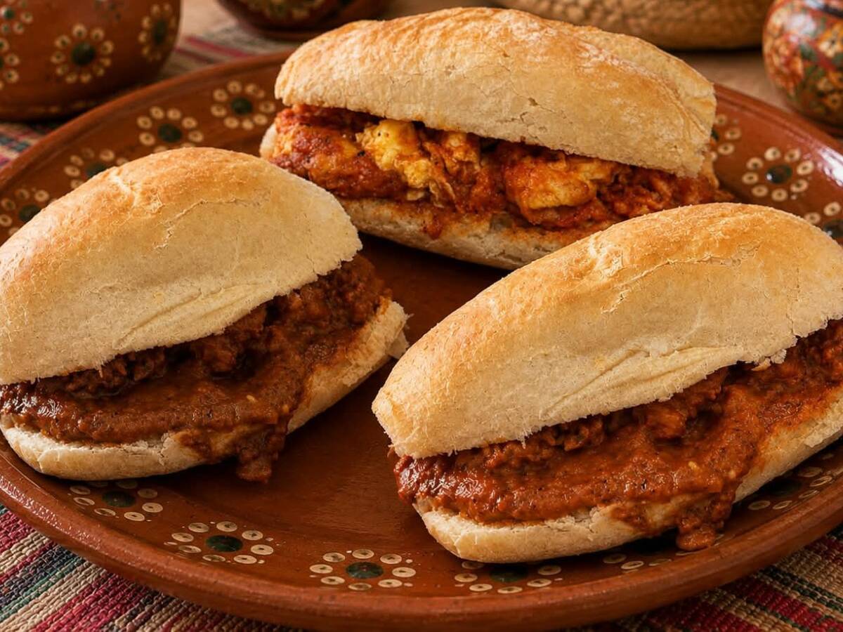 Tortas y Tacos de Guisado