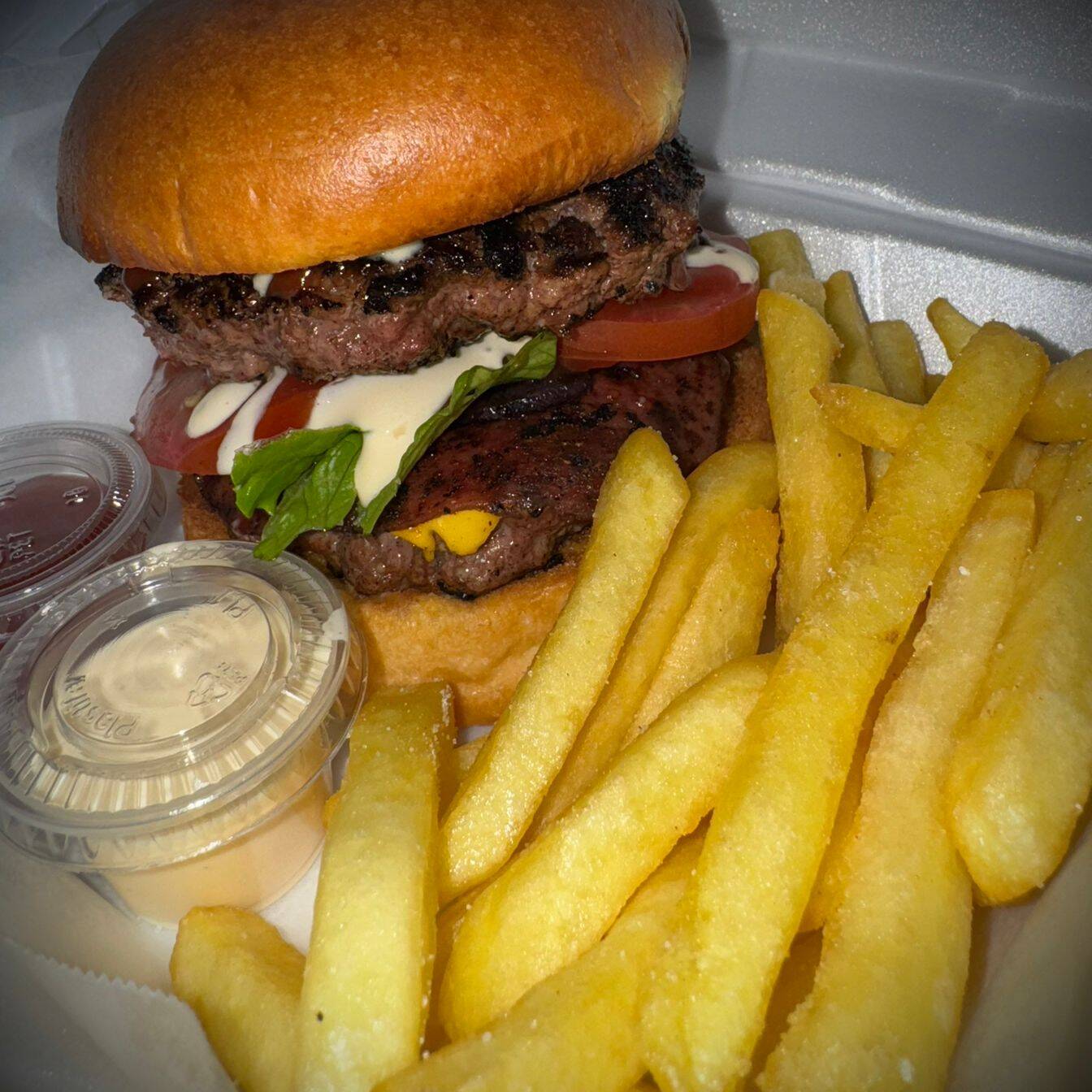 Double Big Burger con Papas