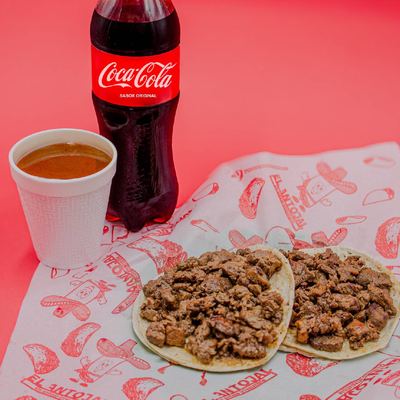 2 Tacos Asada + Refresco + Consomé