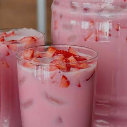 agua de fresa.