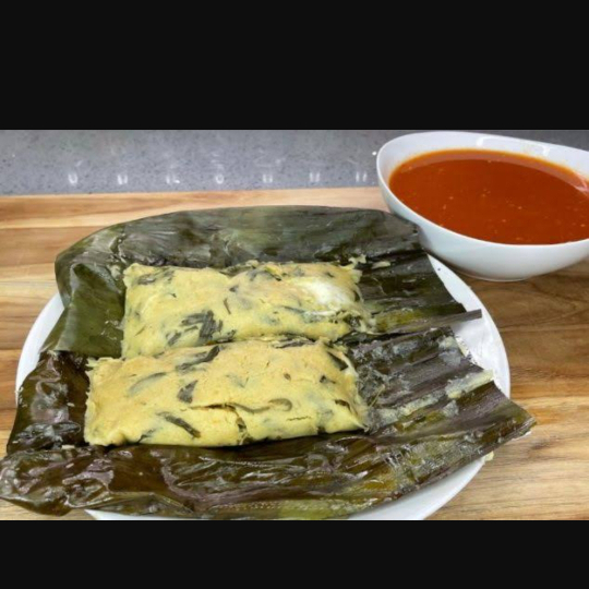 Tamal de Chipilin con Pollo