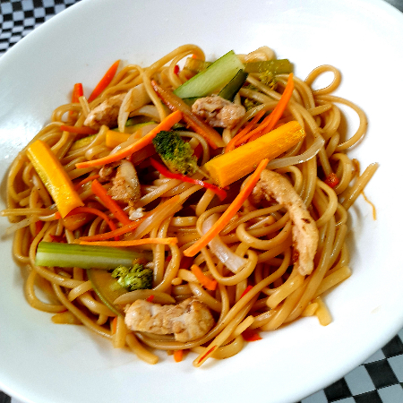 Lo Mein Pollo