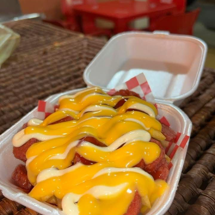 Salchipapas