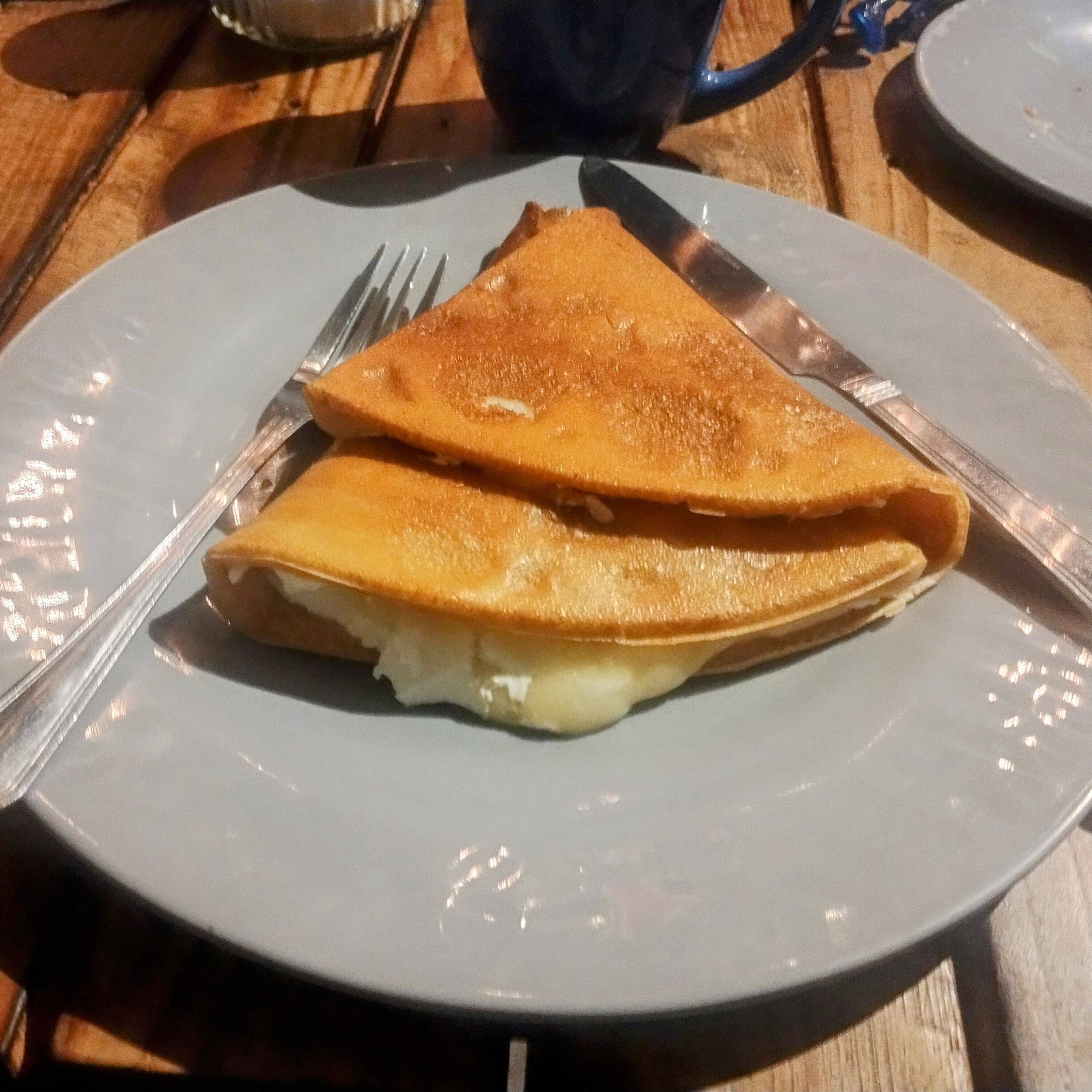 Crepas tres quesos