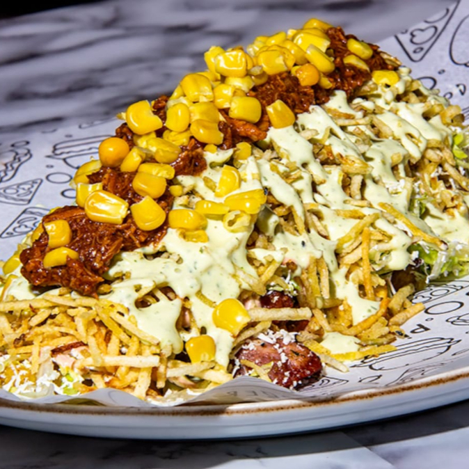Salchipapa Terrorífica Gratinada + Gaseosa Gratis