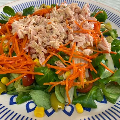 ENSALADA SUPREMA DE ATUN