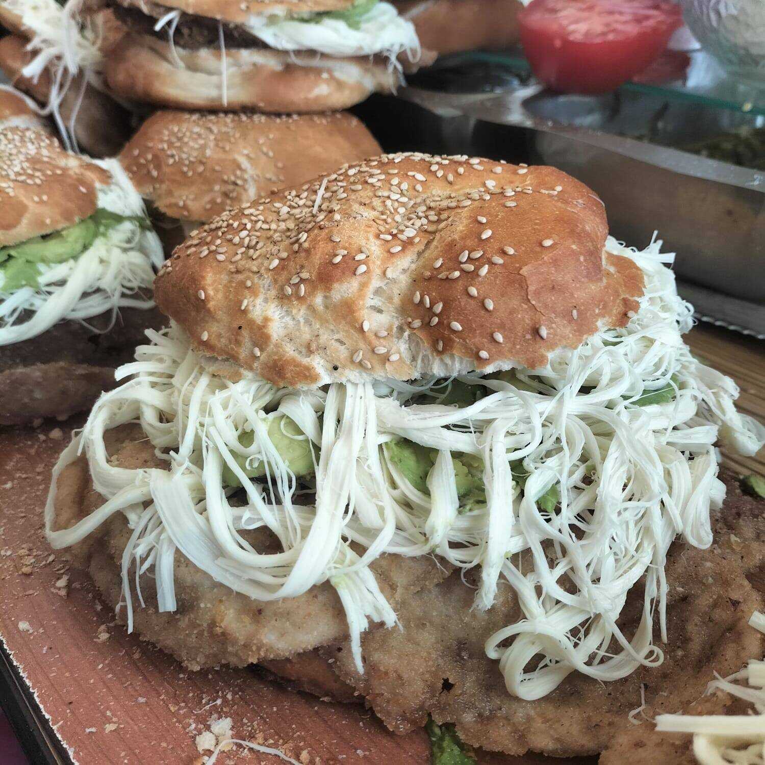 CEMITA POBLANA CUBANA