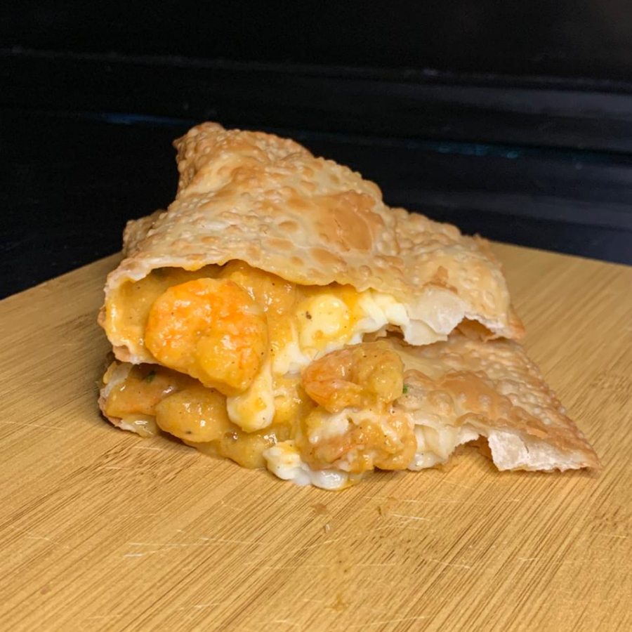 Camarões fresquinhos abraçados pelo Catupiry cremoso e nosso molho especial. Sabor gourmet que derrete na boca!