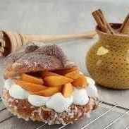 Pan de Muerto Relleno de Durazno 🍑