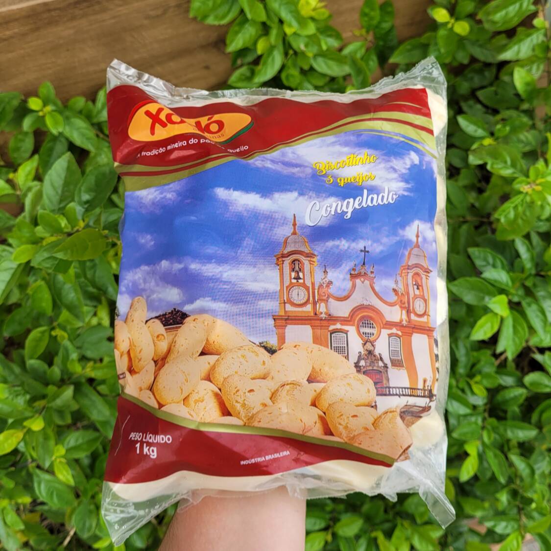 Biscoitinho 3 Queijos Congelado
Delicioso, prático e cheio de sabor! Biscoitinho congelado com uma irresistível combinação de 3 queijos, perfeito para assar em casa e ter um lanchinho fresquinho sempre que quiser. Crocante por fora, saboroso por dentro e perfeito para acompanhar aquele cafezinho!