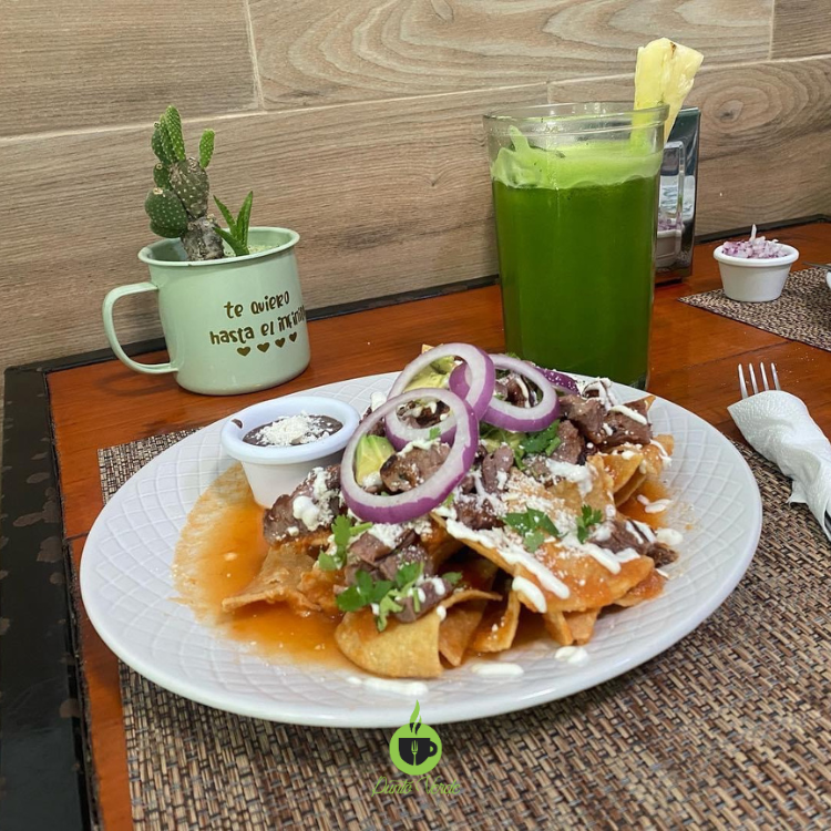 CHILAQUILES HUEVO
