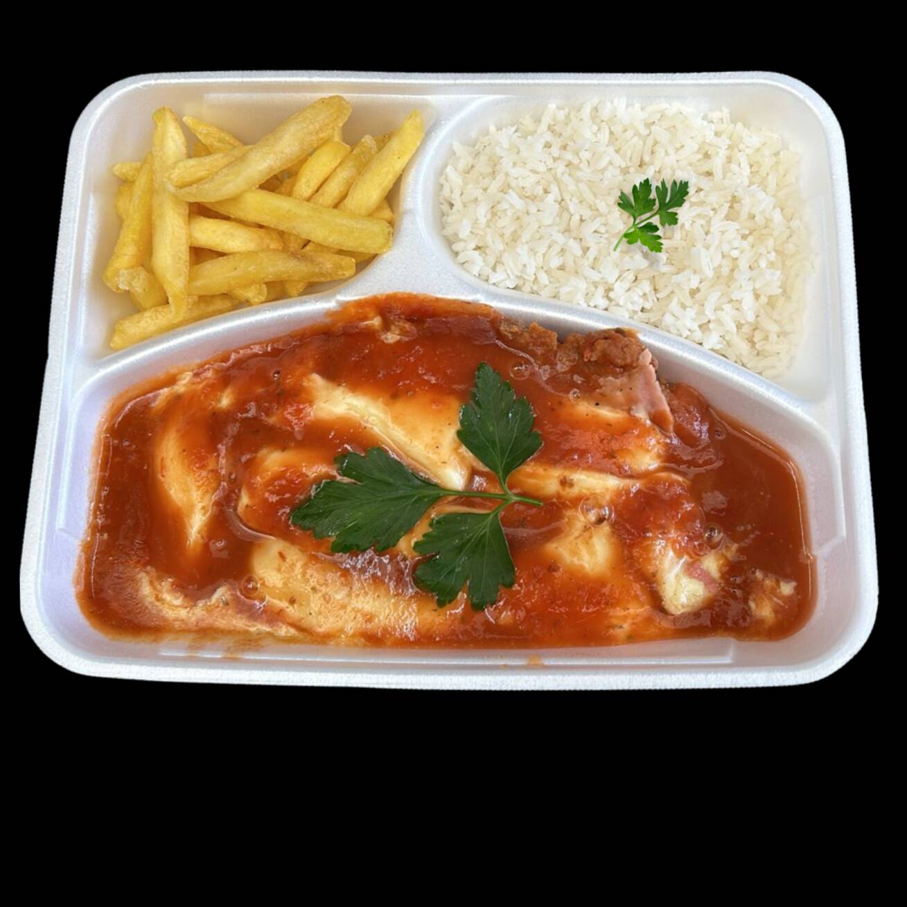 PARMEGIANA DE FRANGO
FILÉ DE FRANGO EMPANADO E FRITO, COBERTO COM PRESUNTO, MUSSARELA E MOLHO DE TOMATE,
ARROZ BRANCO
BATATA FRITA
MOLHO DE ALHO
EMBALAGEM: MARMITEX EXECUTIVA ( COM DIVISÓRIAS)