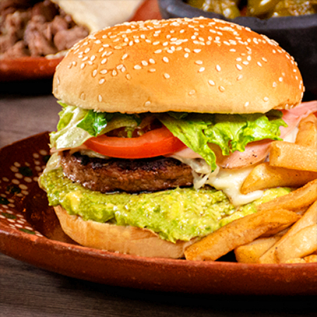 HAMBURGUESA ESTILO LEGENDARIO A LAS BRASAS.