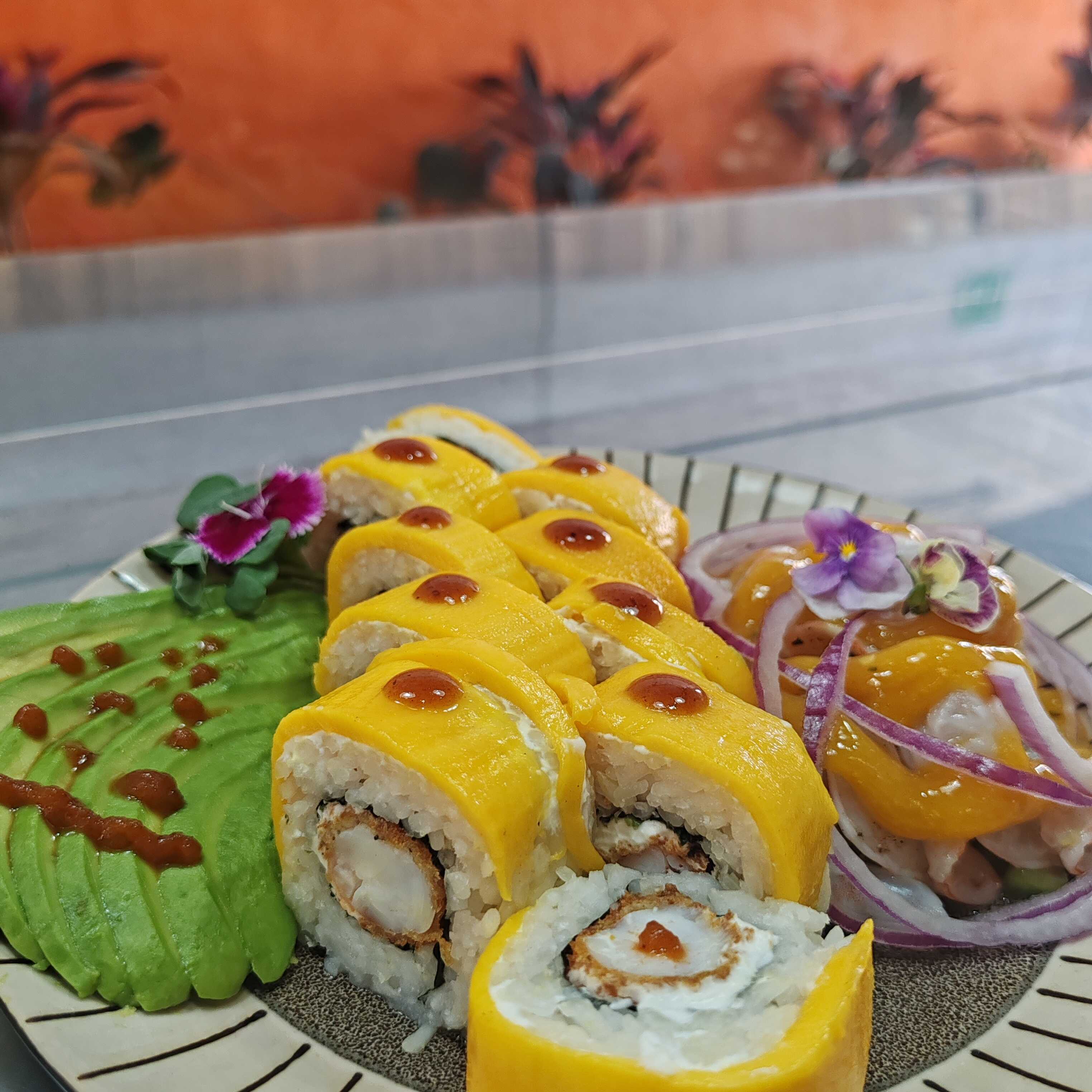 Sushi con Aguachile
