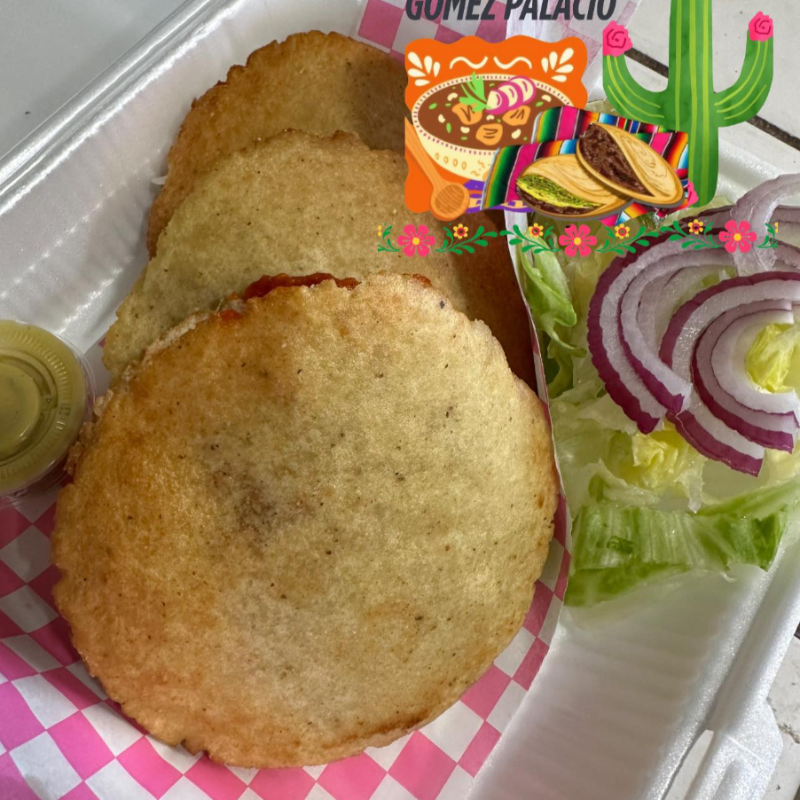 Gordita Inflada de Rajas con Queso
