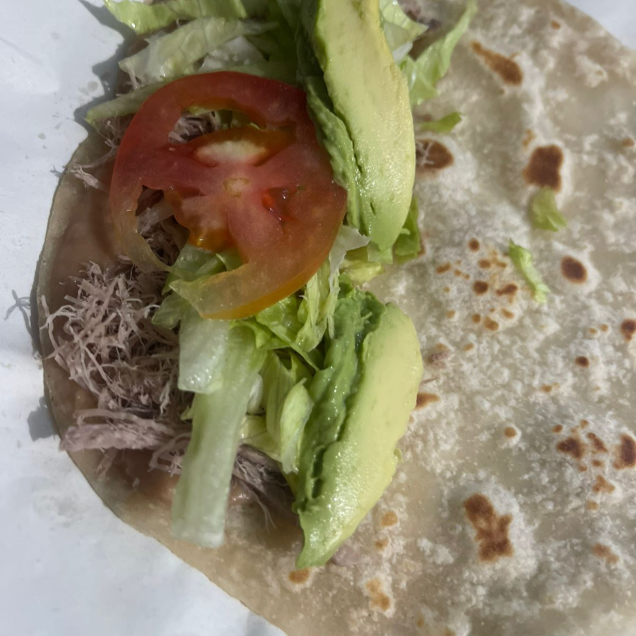 TACO DE HARINA DESHEBRADA