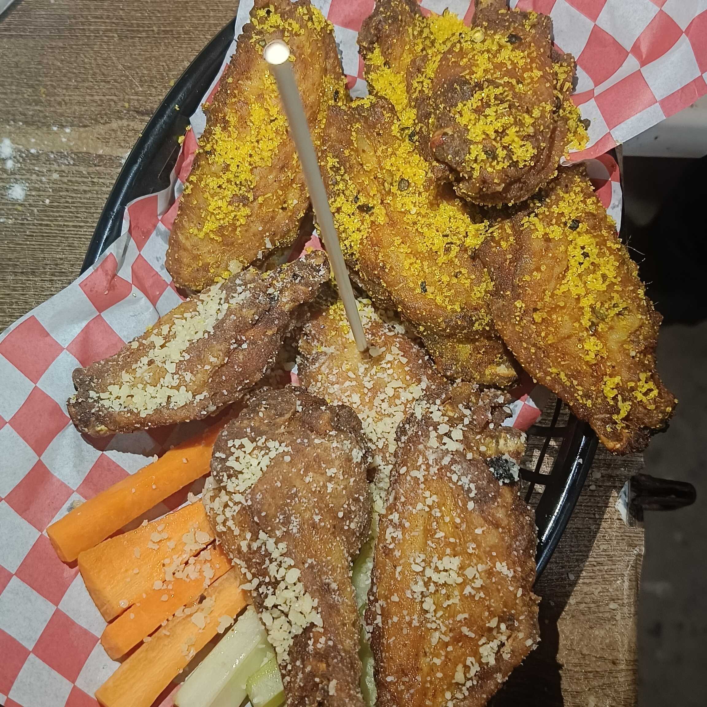 8 Alitas