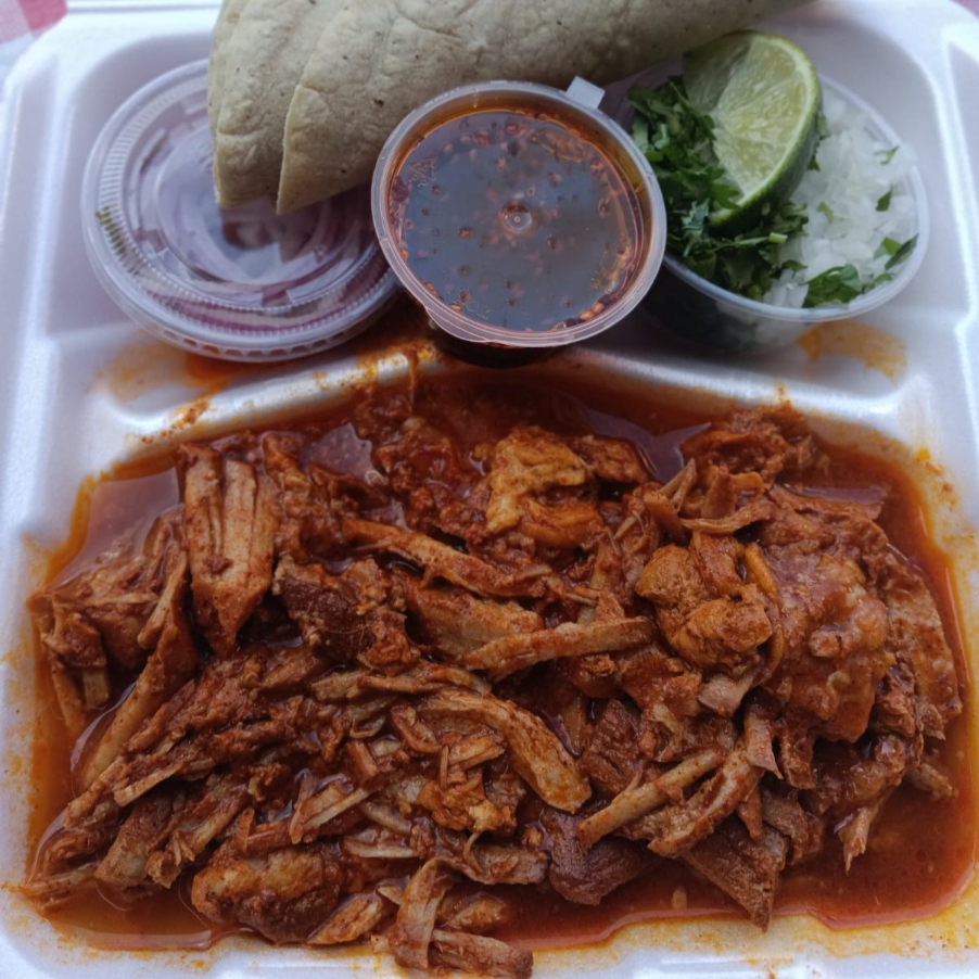 Media Orden Cochinita Pibil