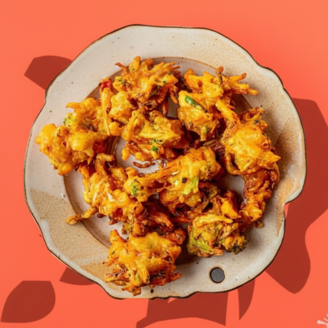 Tempurá de legumes, brócolis, cenoura, couve-flor, pimentão, repolho e cebola, levemente temperados. Empanados em massa fina e fritos. Acompanha nosso molho tradicional à base de shoyu, gengibre e cebolinha.