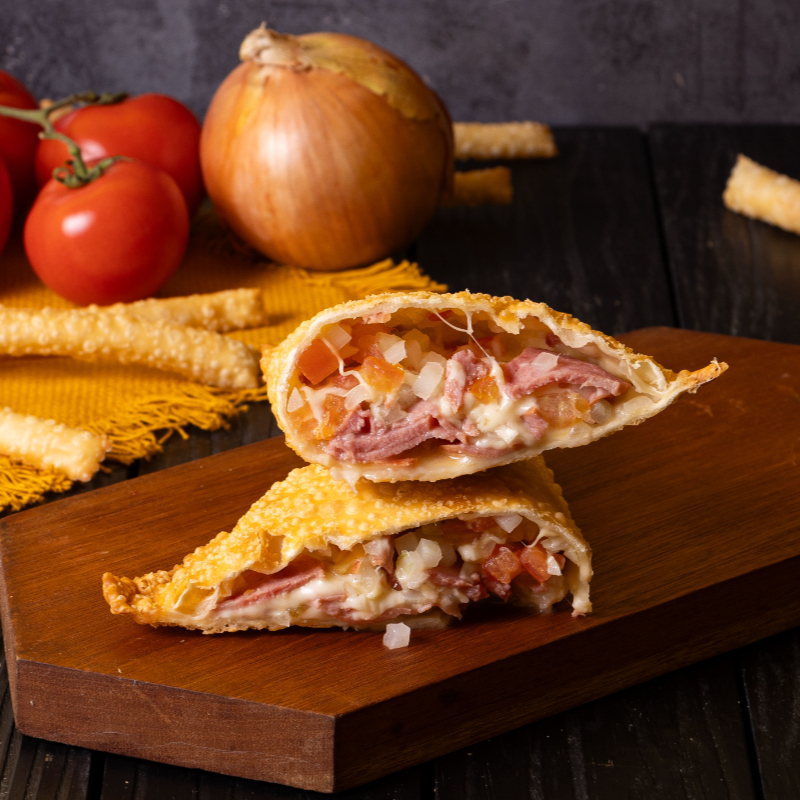 Calabresa, mussarela, tomate e cebola (aprox 360g)