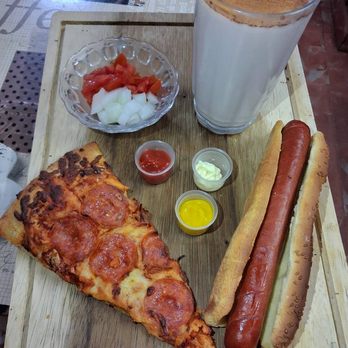 Hot Dog y Reb Pizza Costco + Horchata Yaxkukul