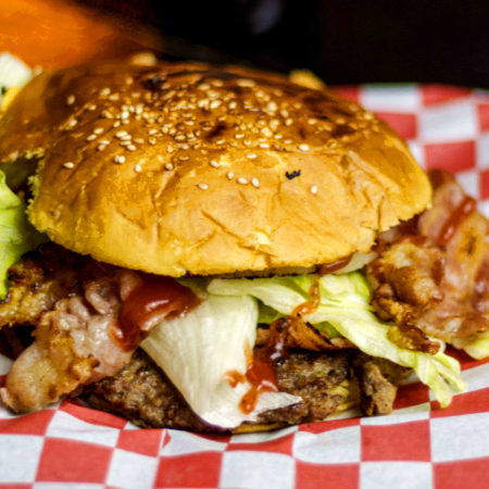 HAMBURGUESA ESPECIAL LAZADERO