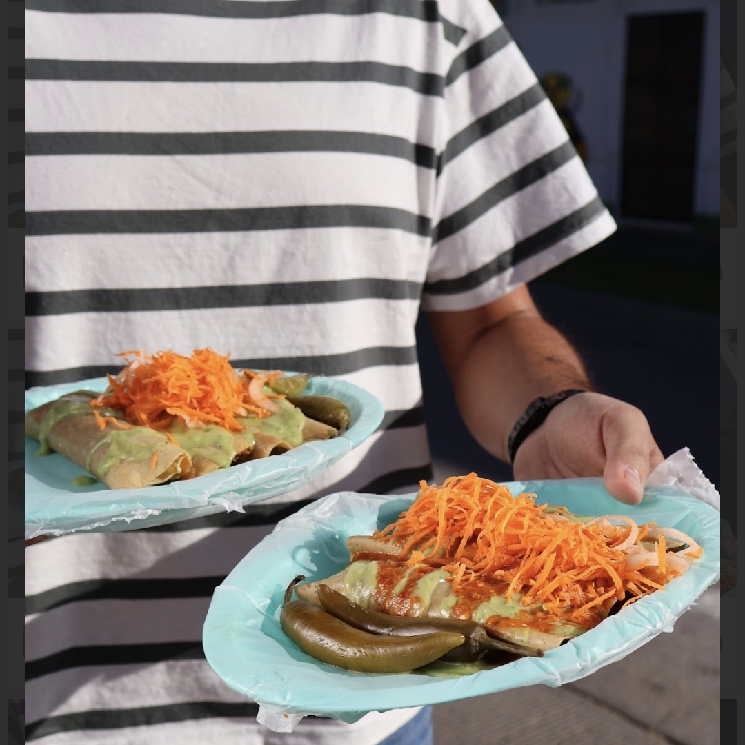 Combo 4 Tacos + Bebida