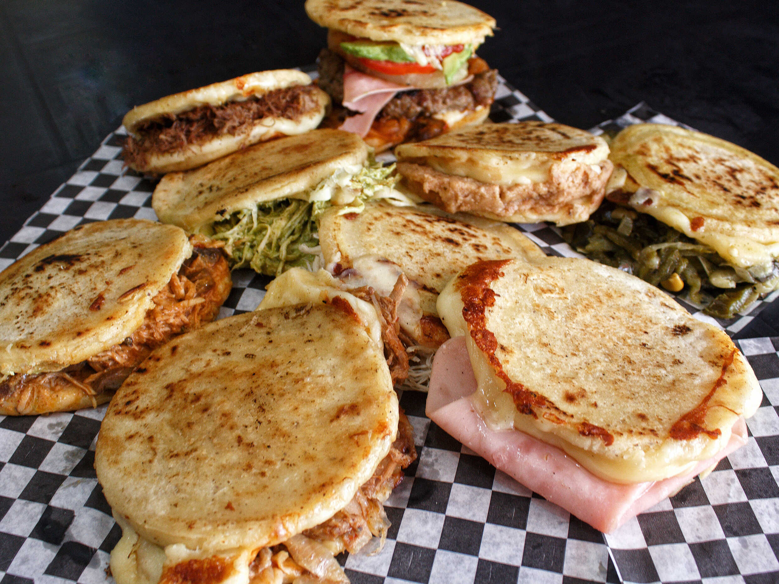 AREPAS COLOMBIANAS "EL AREPAZO DE LA NEGRA"