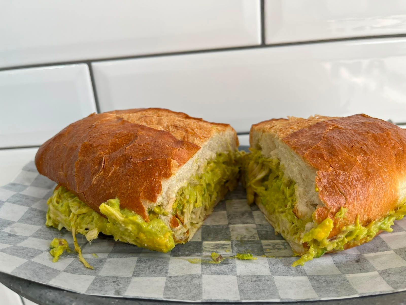Torta Aguacatosa de Pollo (25cm)