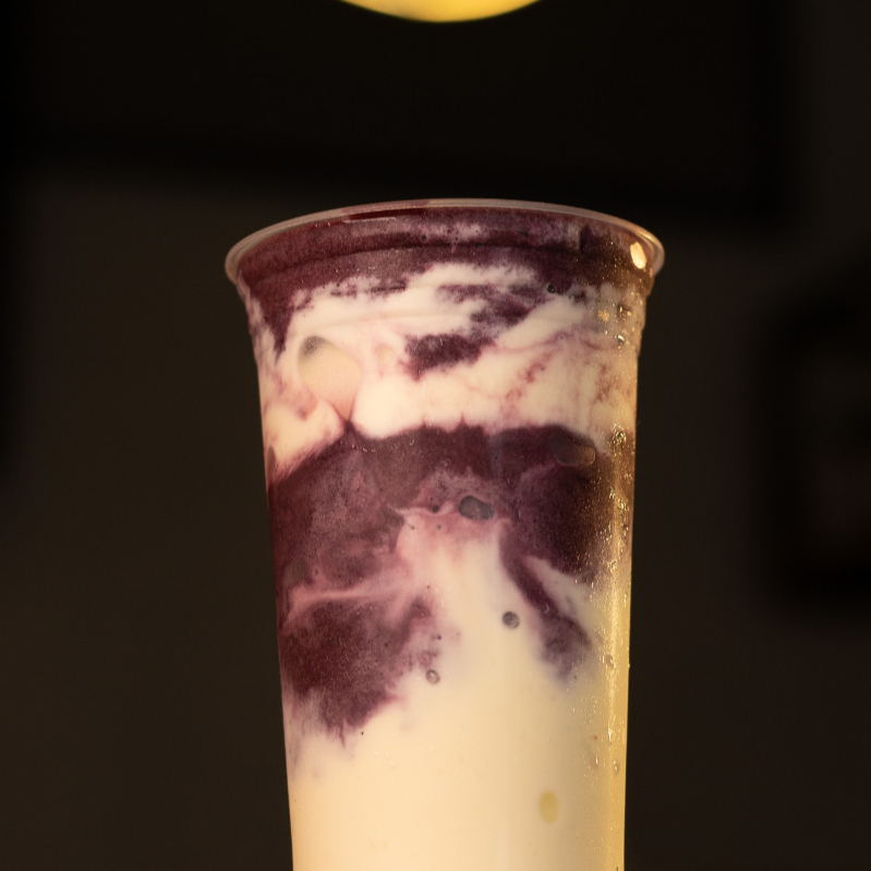 Creme de açaí com sorvete de ninho super cremoso. Simplesmente viciante!