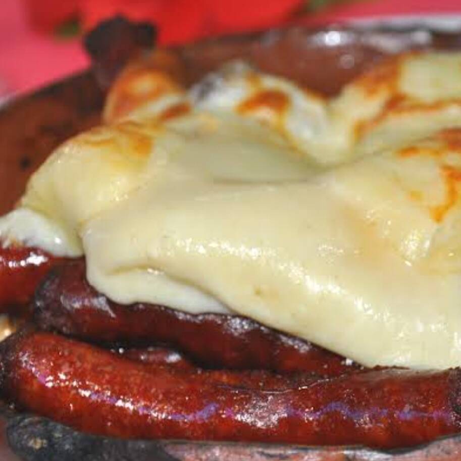 CHISTORRA A LA PARRILLA C/QUESO FUNDIDIO 250 GRS.