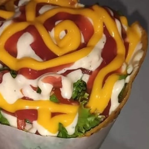 Cono Carnudo Con Chicharrón