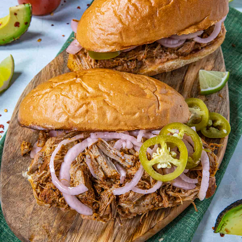 TORTA COCHINITA