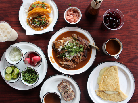 Birrieria el saucito playas