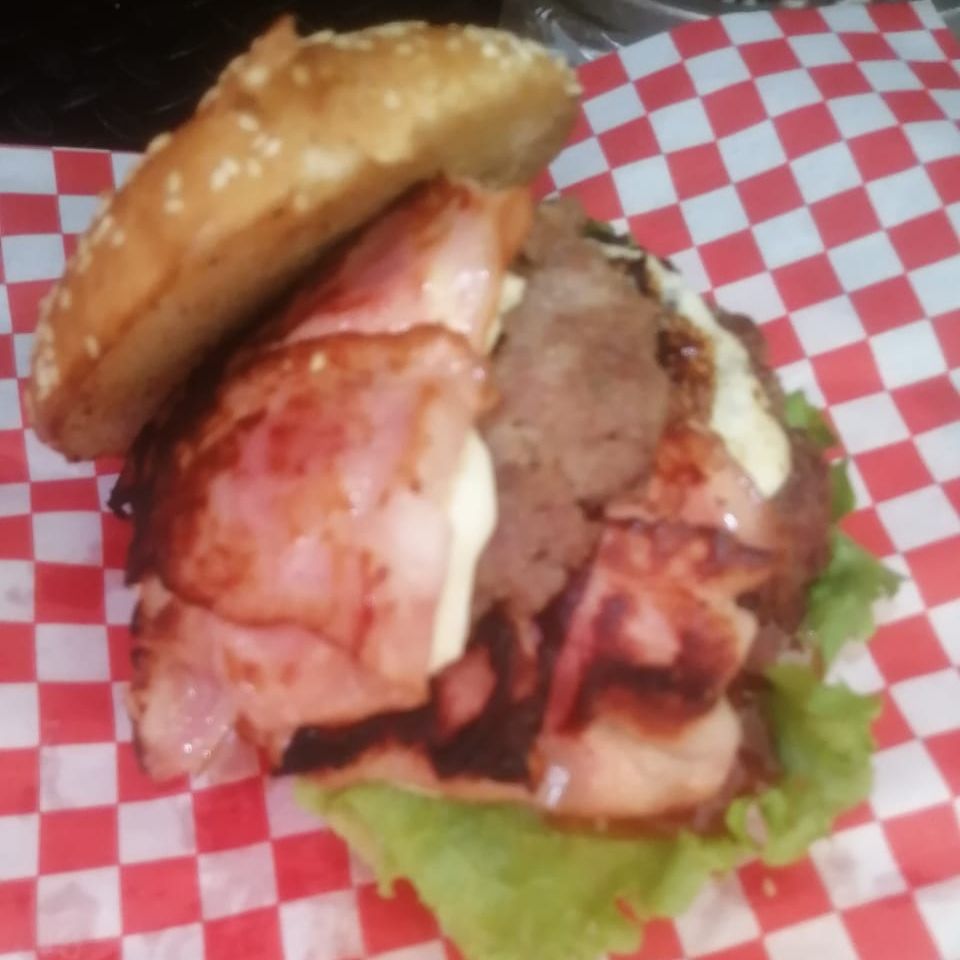 Hamburguesa Doble Oaxaqueña