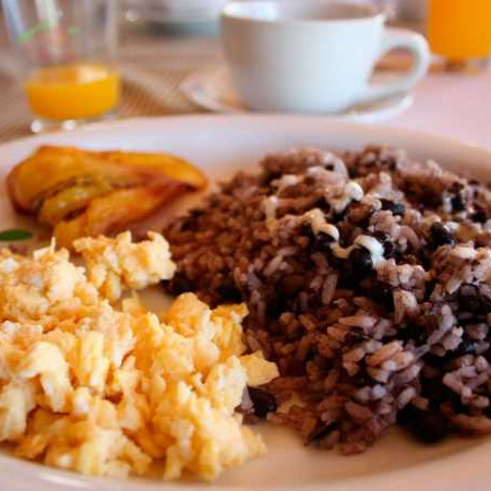 Arma Tu Desayuno Rustico + Bebida