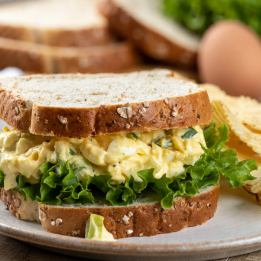 Combo Desayuna Económico + Bebida + Guarnición
