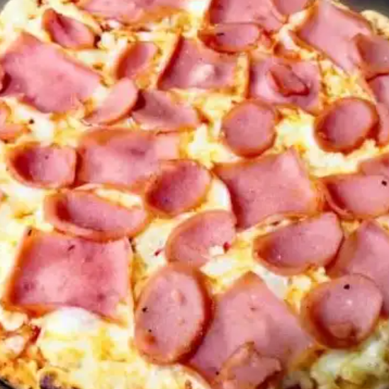 Pizza de Carnes Frías
