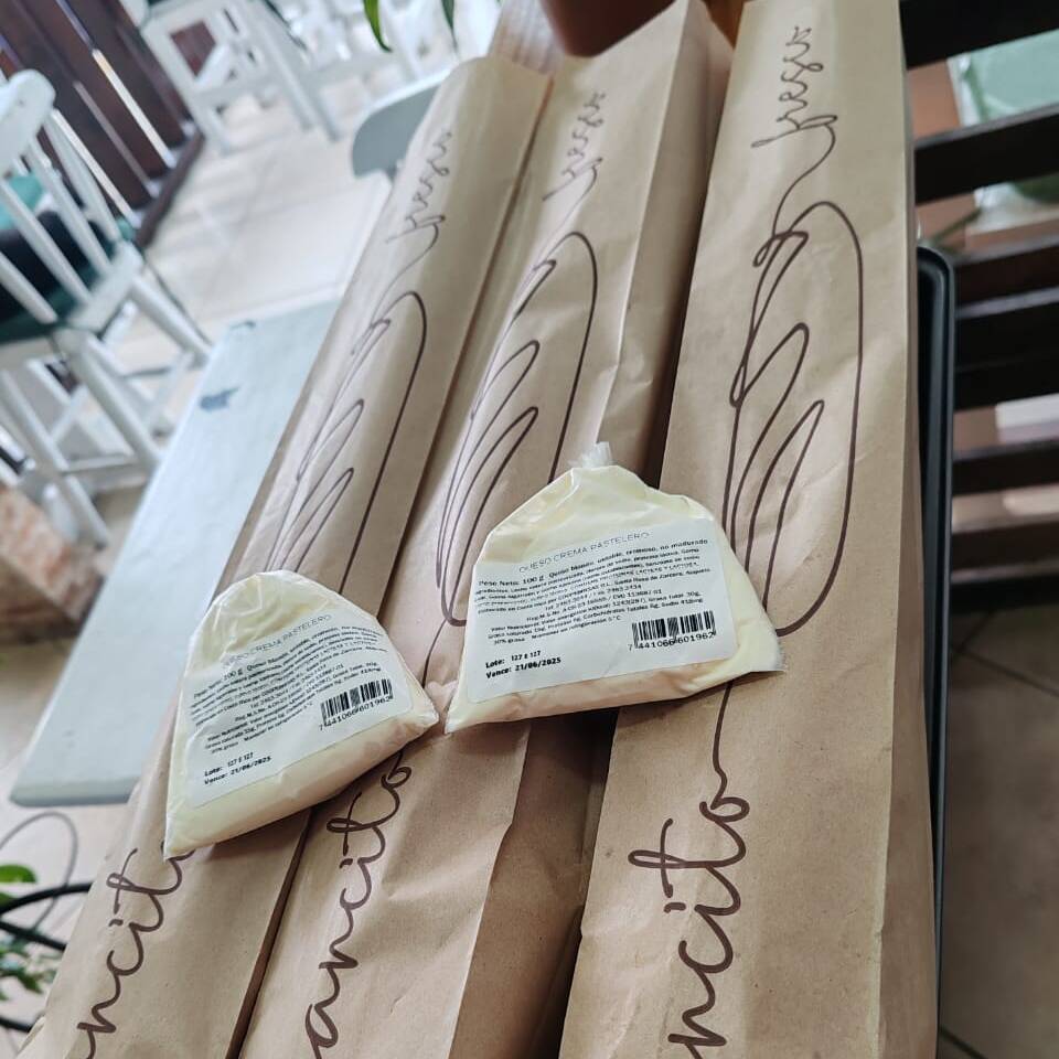 3 Baguette Sencillo 2 Queso Crema 100 Gr
